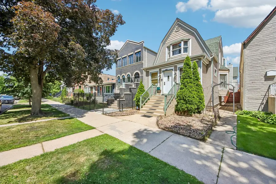 3819 N Kilpatrick Avenue, Chicago, IL 60641 - #3