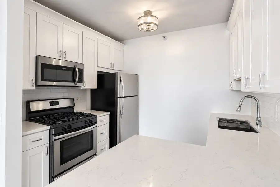 600 N Dearborn Street #1707, Chicago, IL 60654 - #3