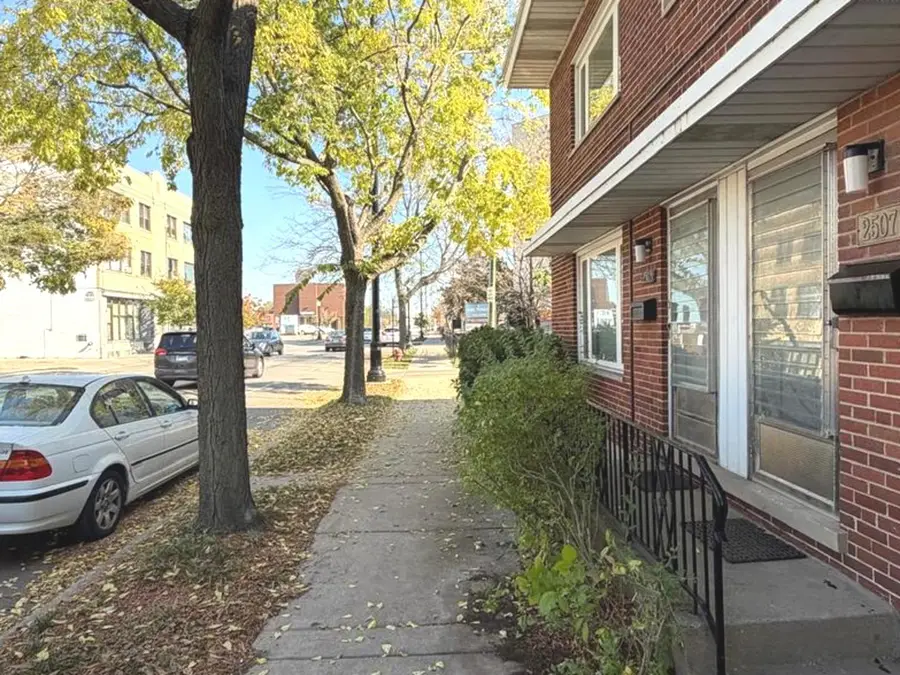 2507 W Howard Street, Chicago, IL 60645 - #3