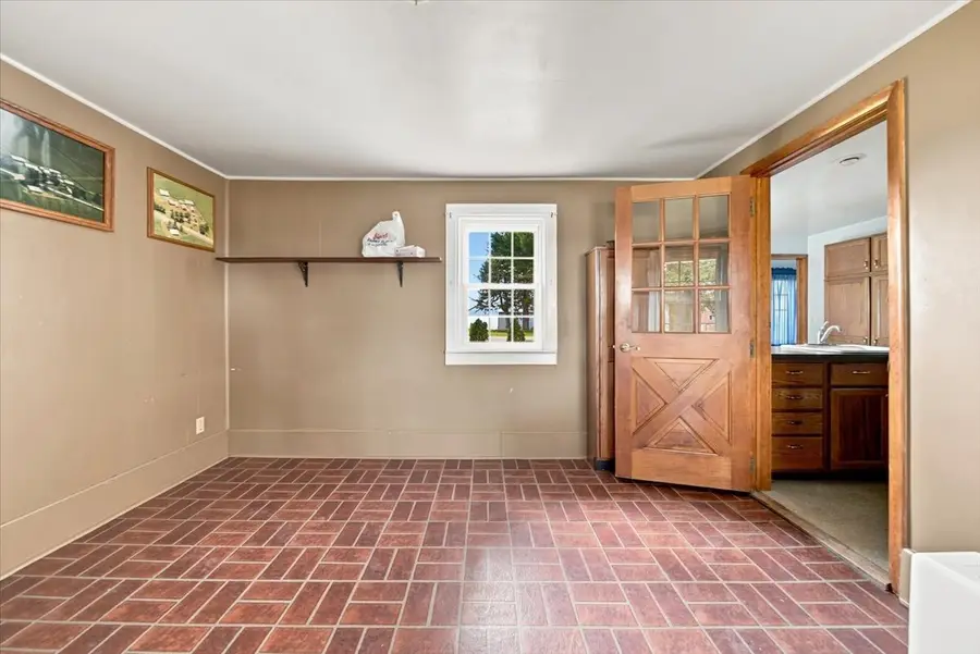 9896 Lincoln Road, Morrison, IL 61270 - #3