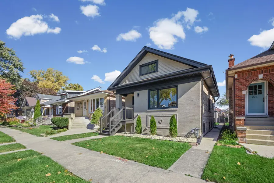 2709 Wesley Avenue, Berwyn, IL 60402 - #2