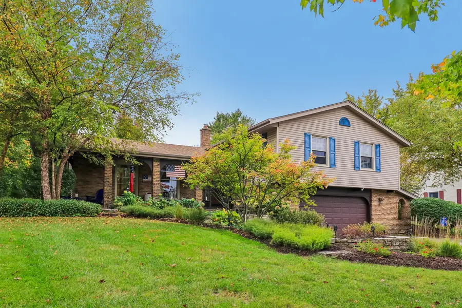 6S561 Bridlespur Drive, Naperville, IL 60540 - #2
