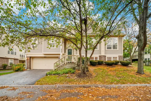 2820 N Greenwood Avenue, Arlington Heights, IL 60004