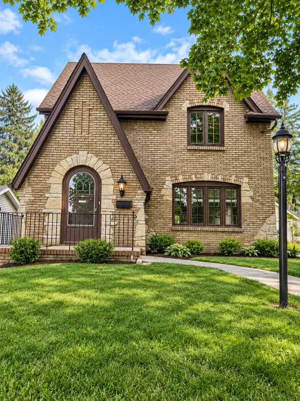 623 Robert Avenue, Rockford, IL 61107