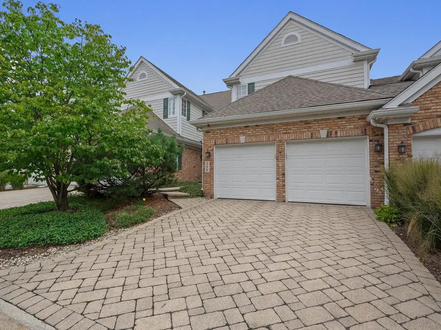 316 Reserve Circle, Clarendon Hills, IL 60514 - #2