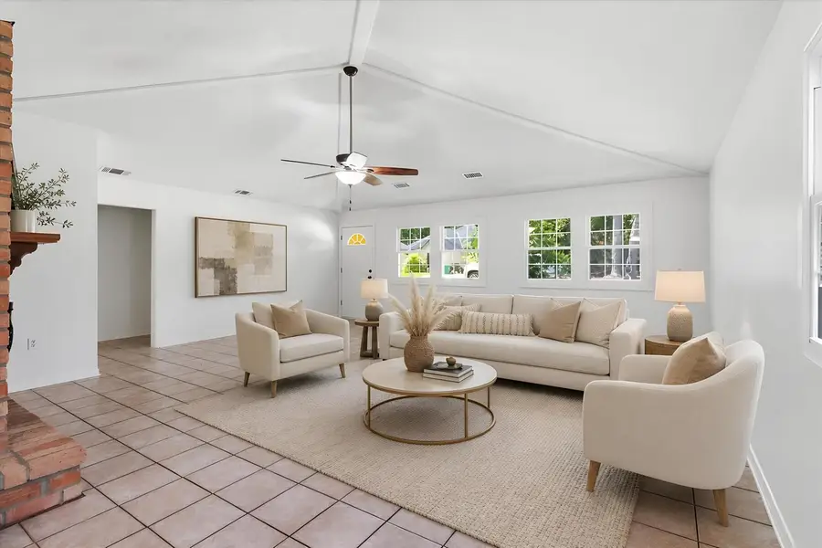 949 Norval Street, Mandeville, LA 70448 - #3