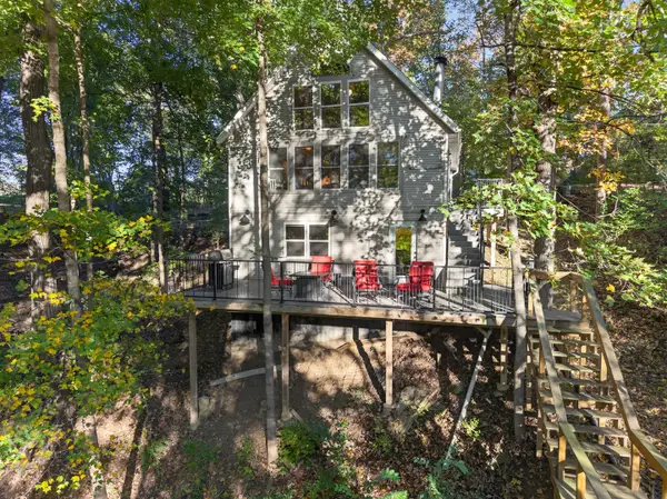 702 Walnut Hill Circle, Varna, IL 61375