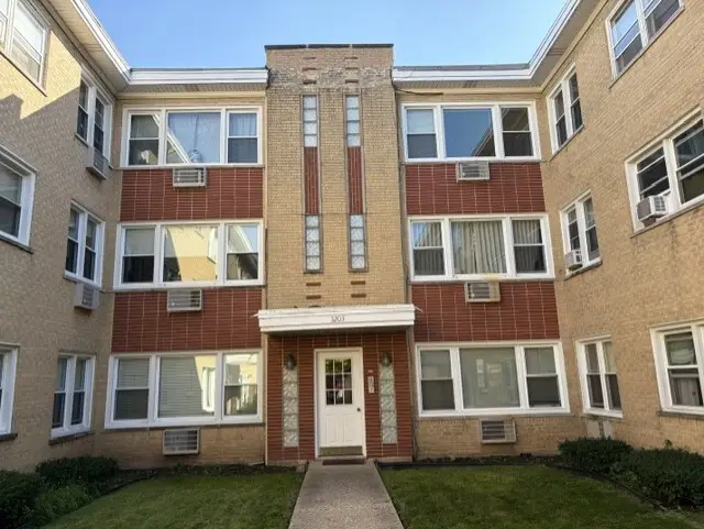 3203 W Berwyn Avenue #3W, Chicago, IL 60625 - #2