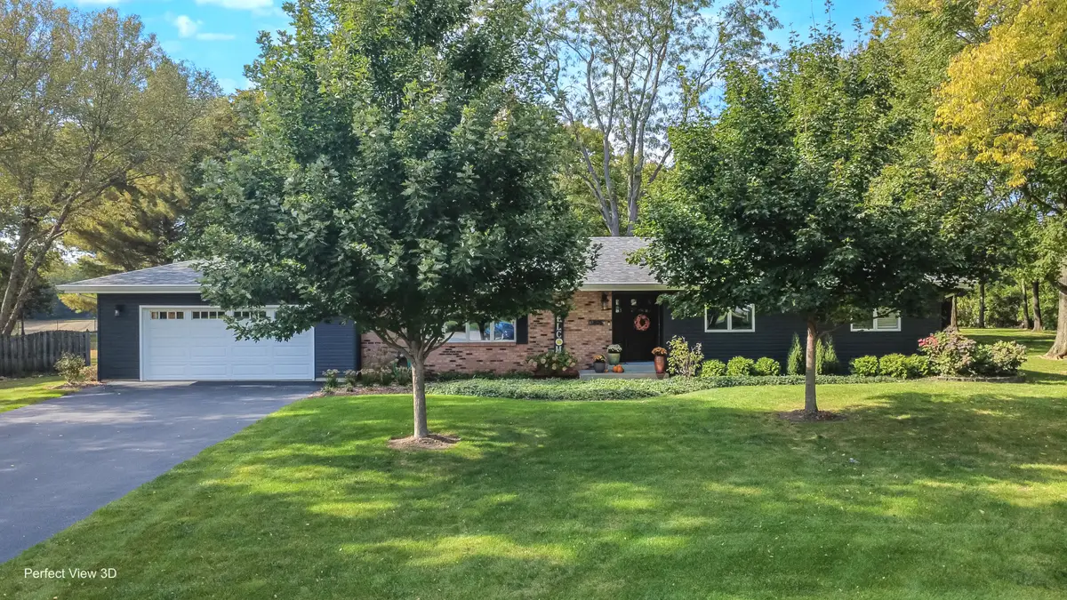 3895 N Chamlin Drive, Morris, IL 60450 - #1