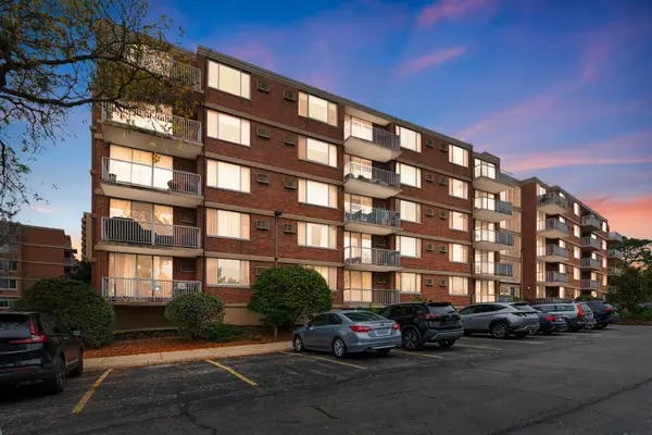 2200 S Stewart Avenue #4D, Lombard, IL 60148