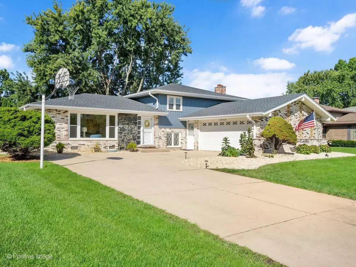 7014 Wilcox Avenue, Darien, IL 60561 - #1