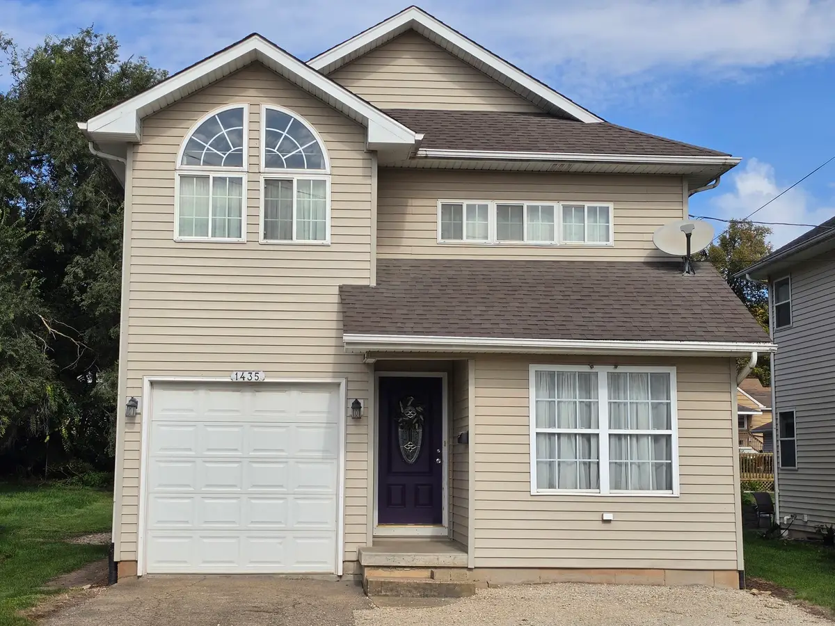 1435 5th Street, Lasalle, IL 61301 - #1