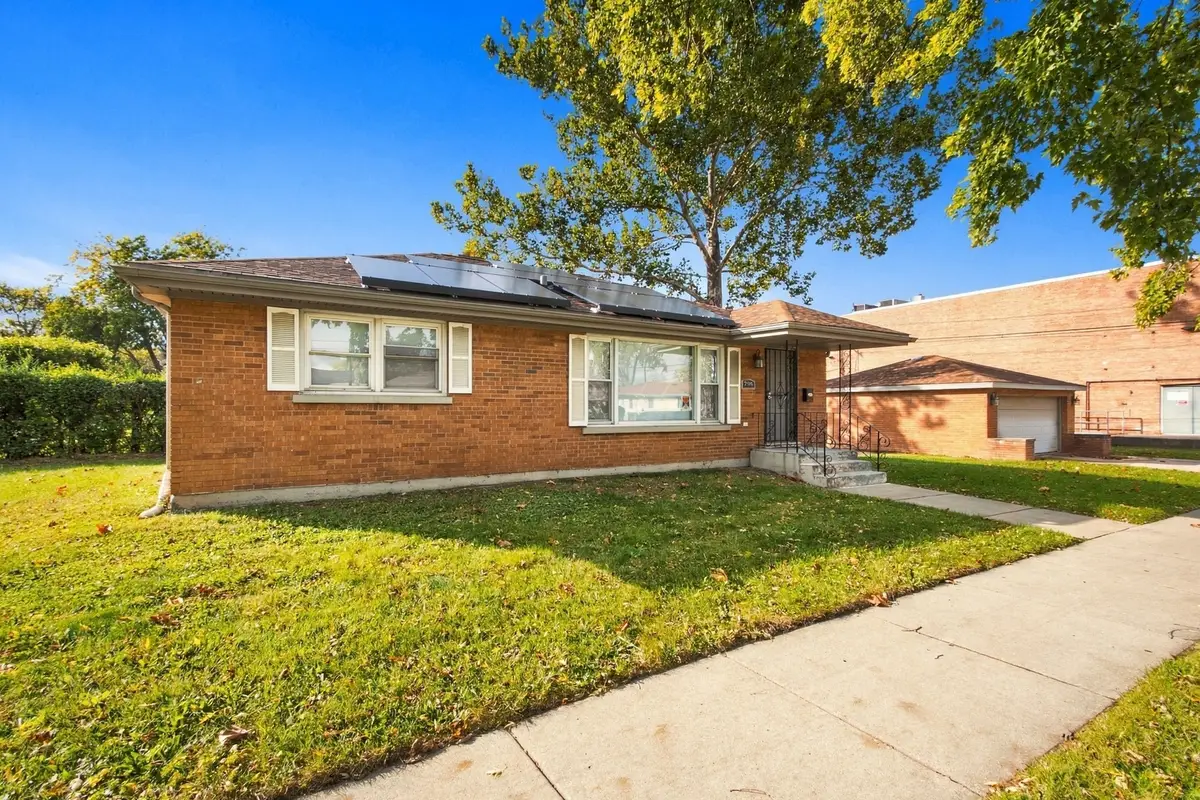 796 E 163rd Street, South Holland, IL 60473 - #1