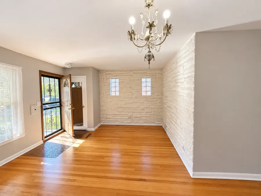 6812 W Higgins Avenue, Chicago, IL 60656 - #3