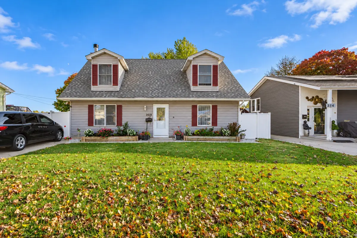 308 Ann Street, West Chicago, IL 60185 - #1