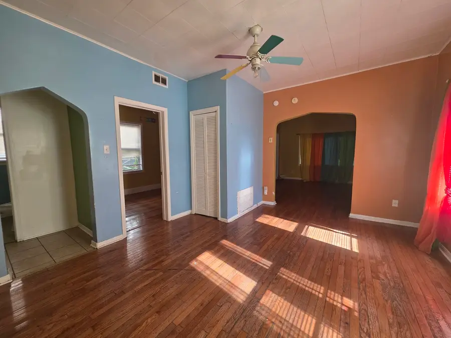11306 S Edbrooke Avenue, Chicago, IL 60628 - #3
