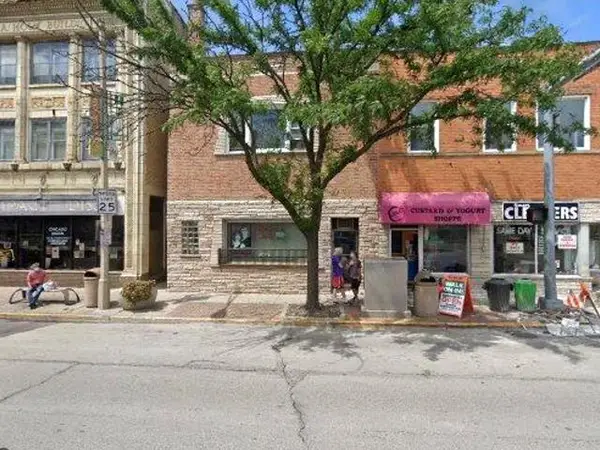 903 S Oak Park Avenue, Oak Park, IL 60304