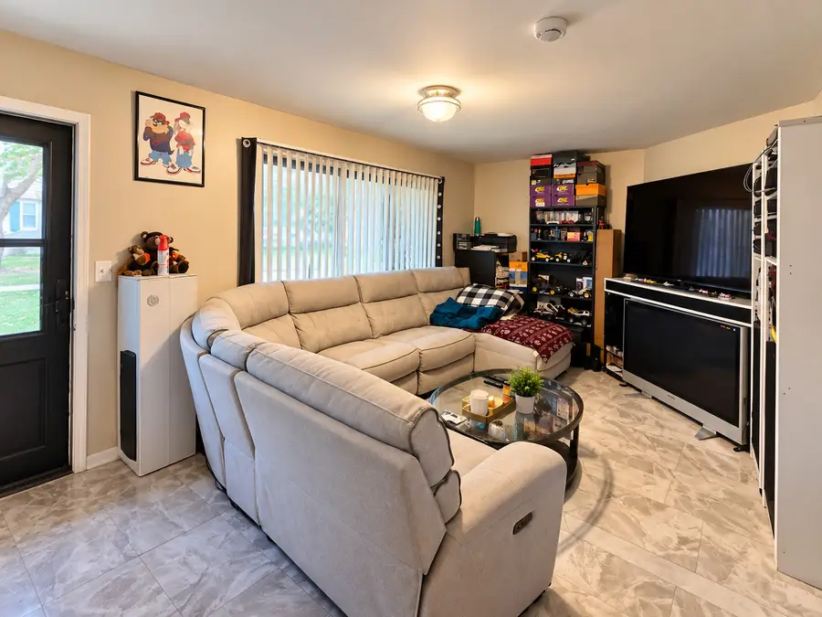 5640 Pebblebeach Drive, Hanover Park, IL 60133 - #3