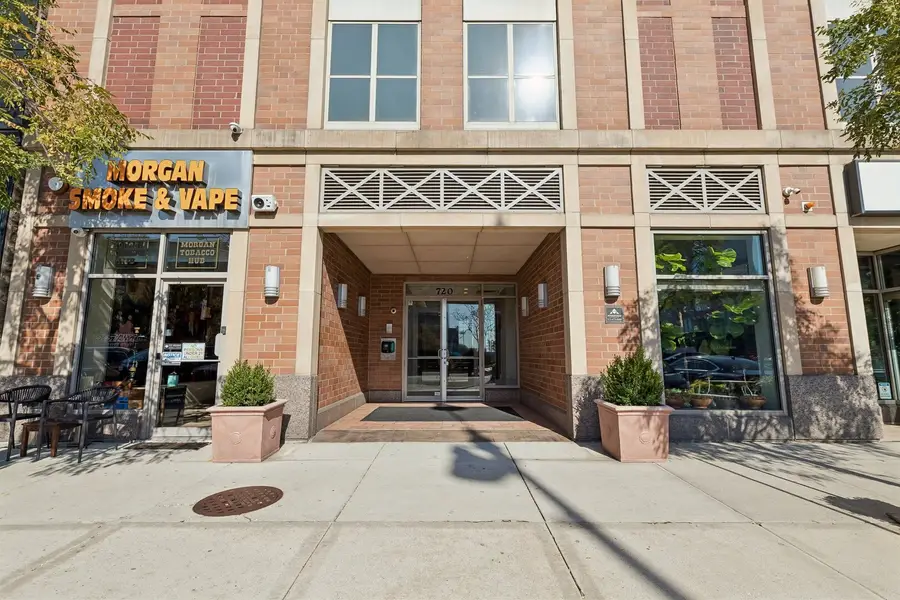 720 W Randolph Street #701, Chicago, IL 60661 - #3