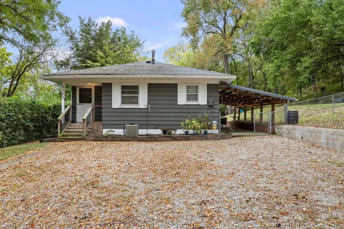 3203 Eads Street, Davenport, IA 52802 - #1
