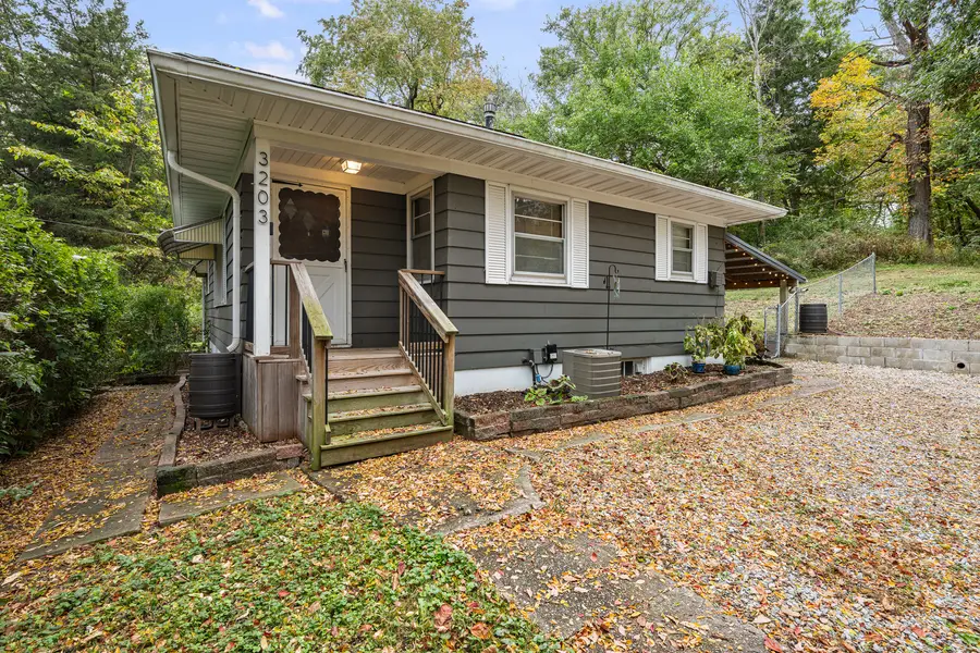 3203 Eads Street, Davenport, IA 52802 - #3