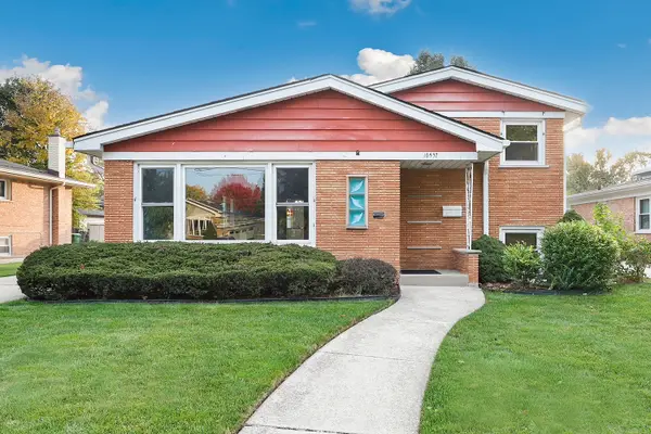 10537 S Kostner Avenue, Oak Lawn, IL 60453