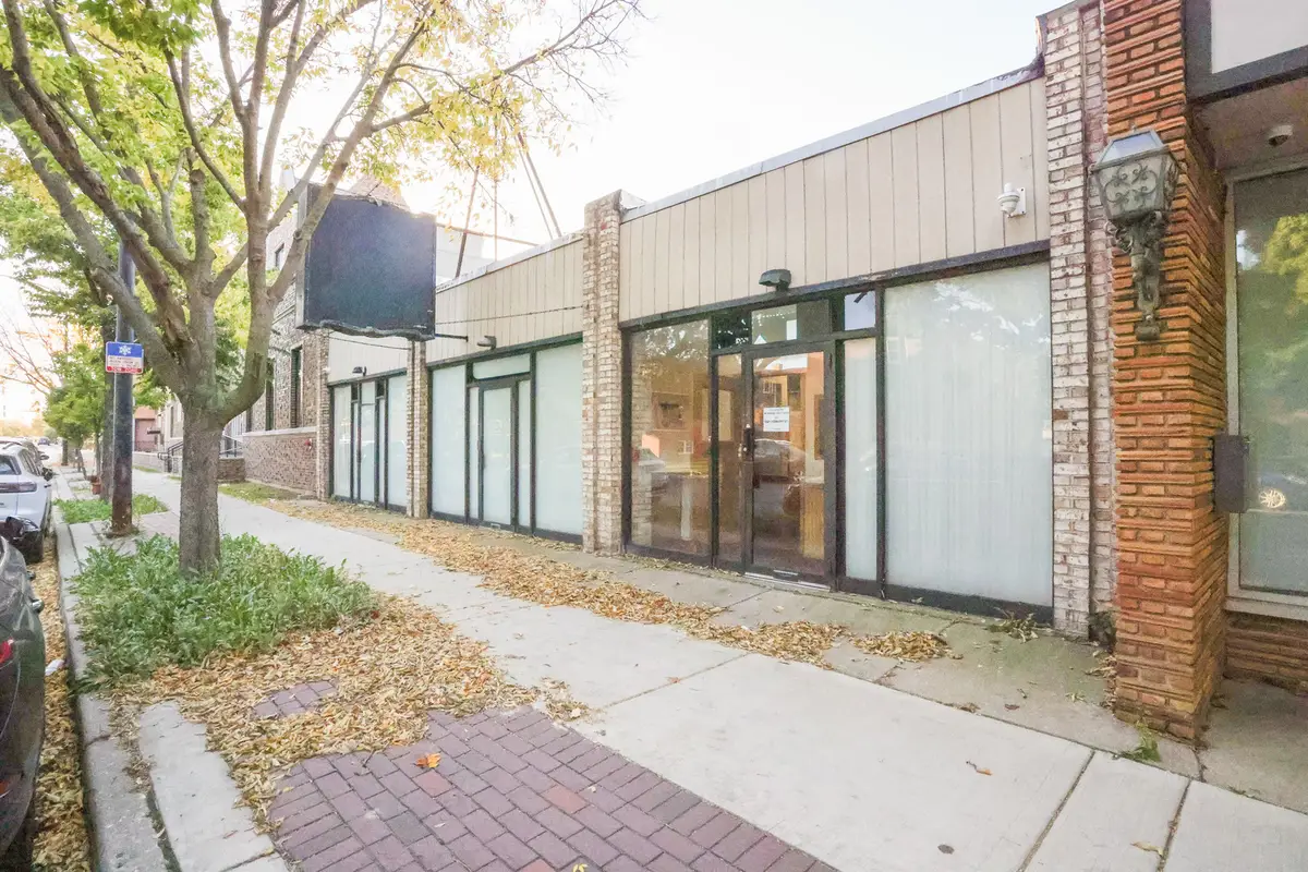 2833 W Howard Street, Chicago, IL 60645 - #1