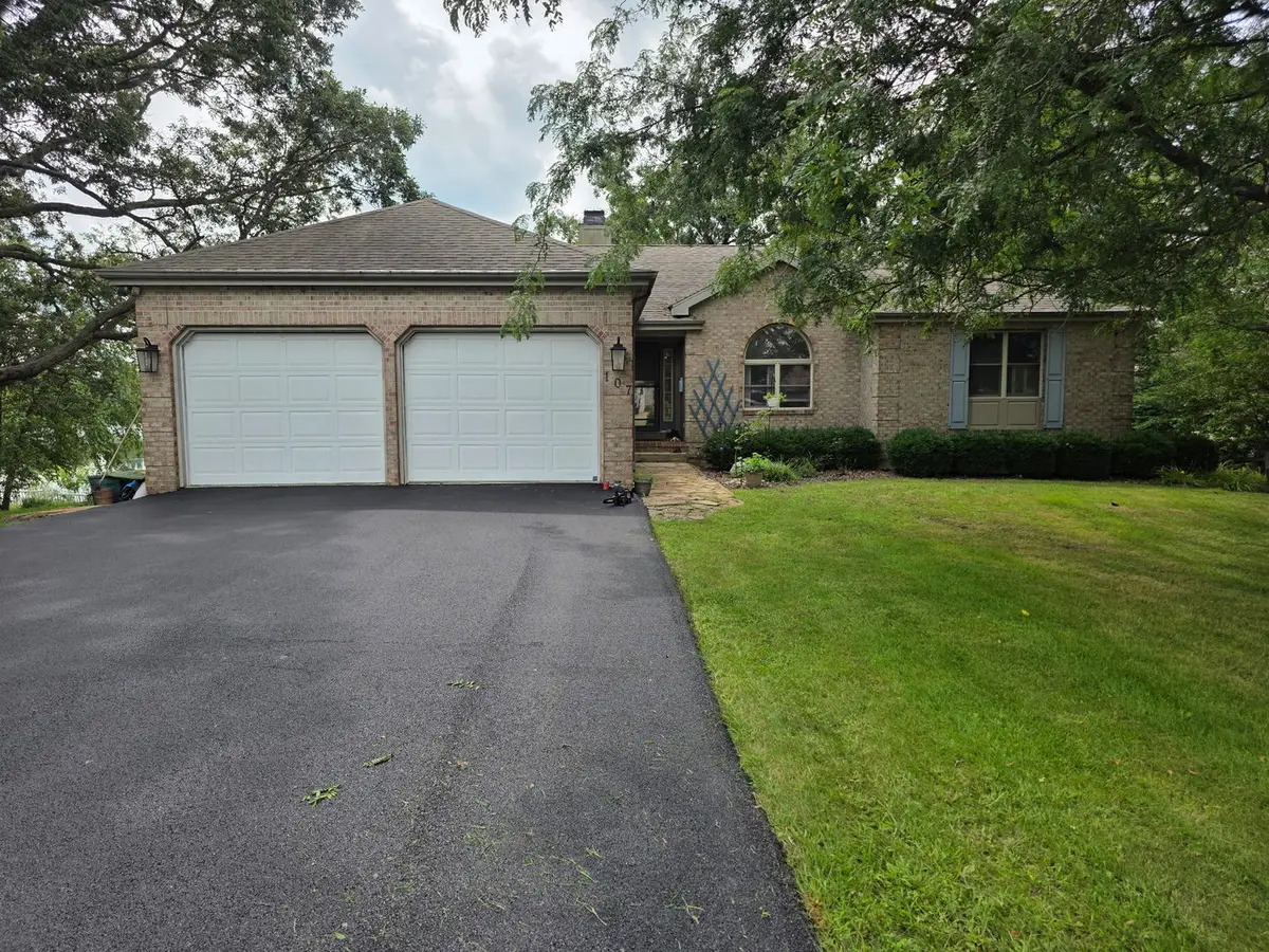 107 Comanche Trail, Loda, IL 60948 - #1
