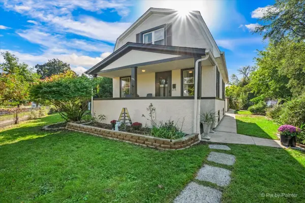 5935 W Thorndale Avenue, Chicago, IL 60646