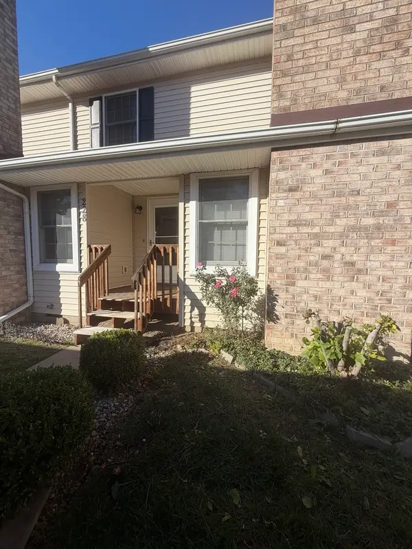 903 N Linden Street #228, Normal, IL 61761