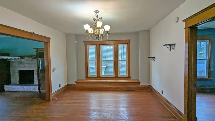 619 W 13th Street, Davenport, IA 52803 - #2