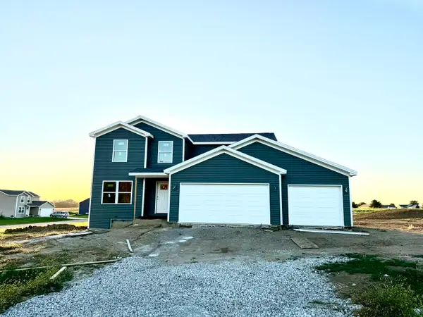 316 Wilson Drive, Carlock, IL 61725