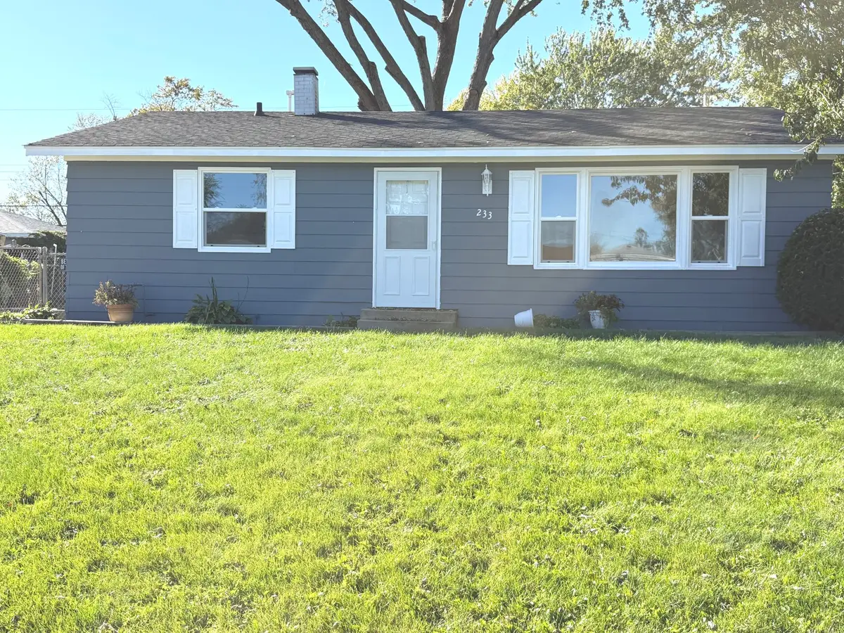 233 Ensenada Drive, Carpentersville, IL 60110 - #1
