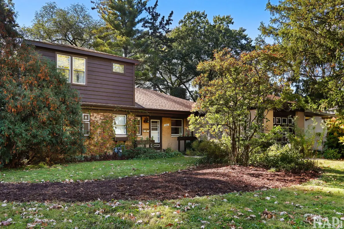 2361 Dewes Street, Glenview, IL 60025 - #1