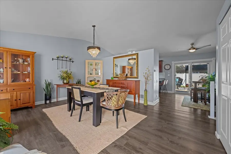 1402 Green Oak Trail, Aurora, IL 60506 - #3