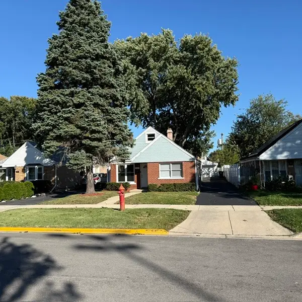 521 53rd Avenue, Bellwood, IL 60104