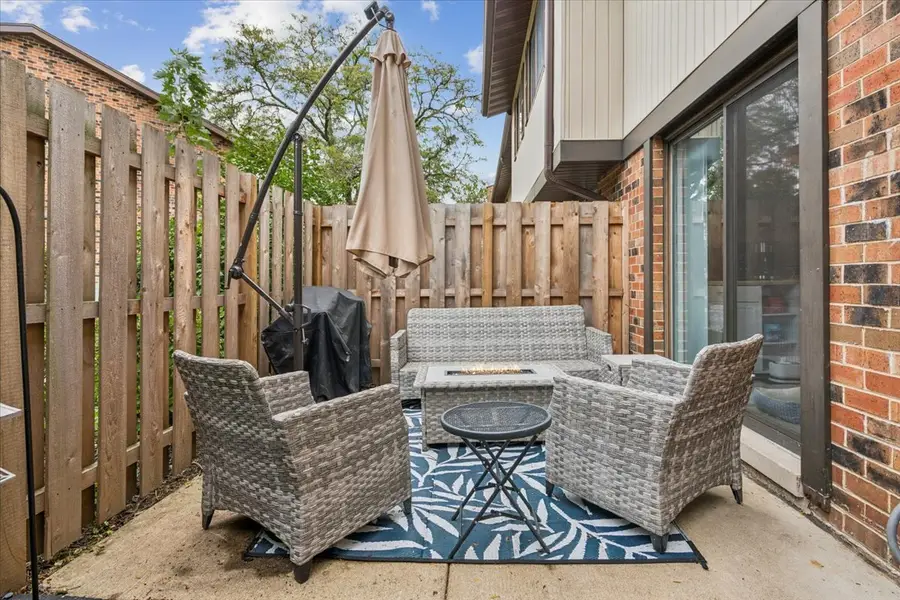 7336 Winthrop Way #5, Downers Grove, IL 60516 - #3