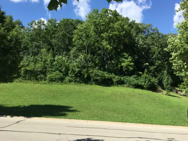 521 Rivers Edge Drive, Minooka, IL 60447