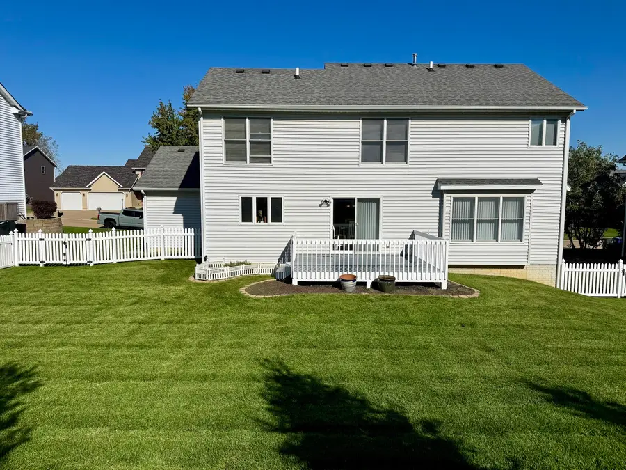 1127 Meadowview Lane, Davenport, IA 52806 - #2