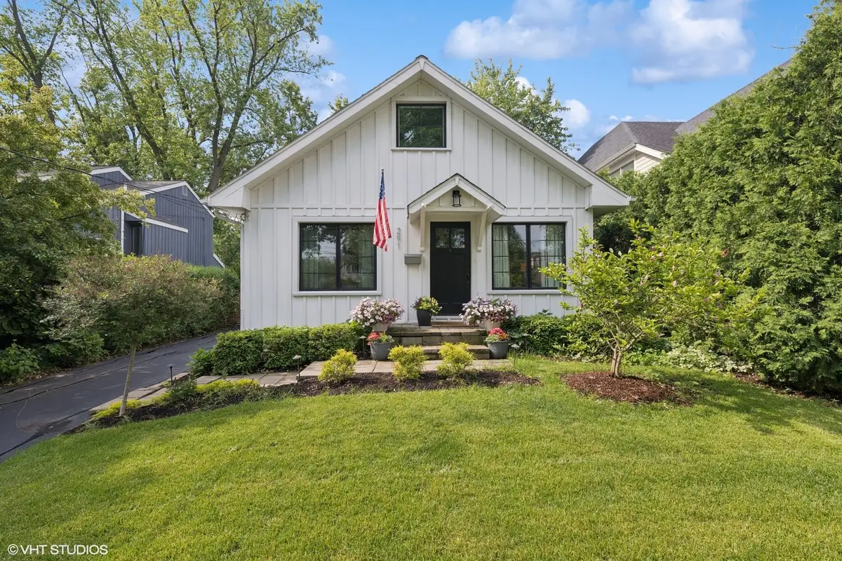 291 Oak Street, Glen Ellyn, IL 60137 - #1