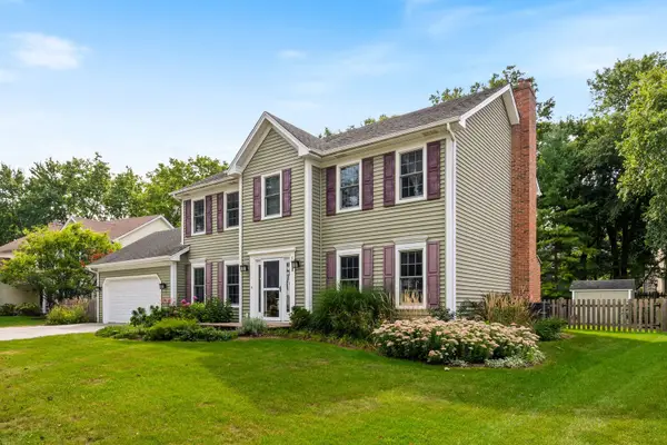 1628 Trent Avenue, Naperville, IL 60563