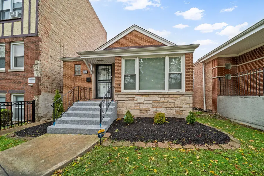 8005 S Campbell Avenue, Chicago, IL 60652 - #2