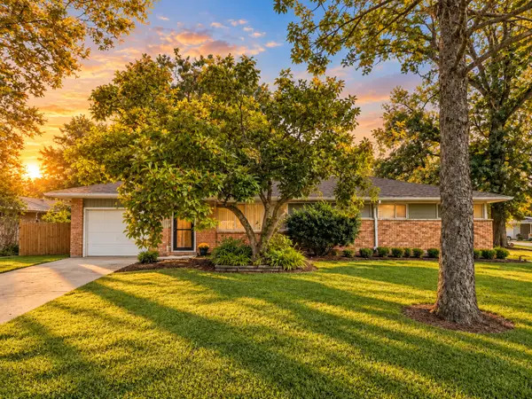 29 W Rocket Circle, Park Forest, IL 60466