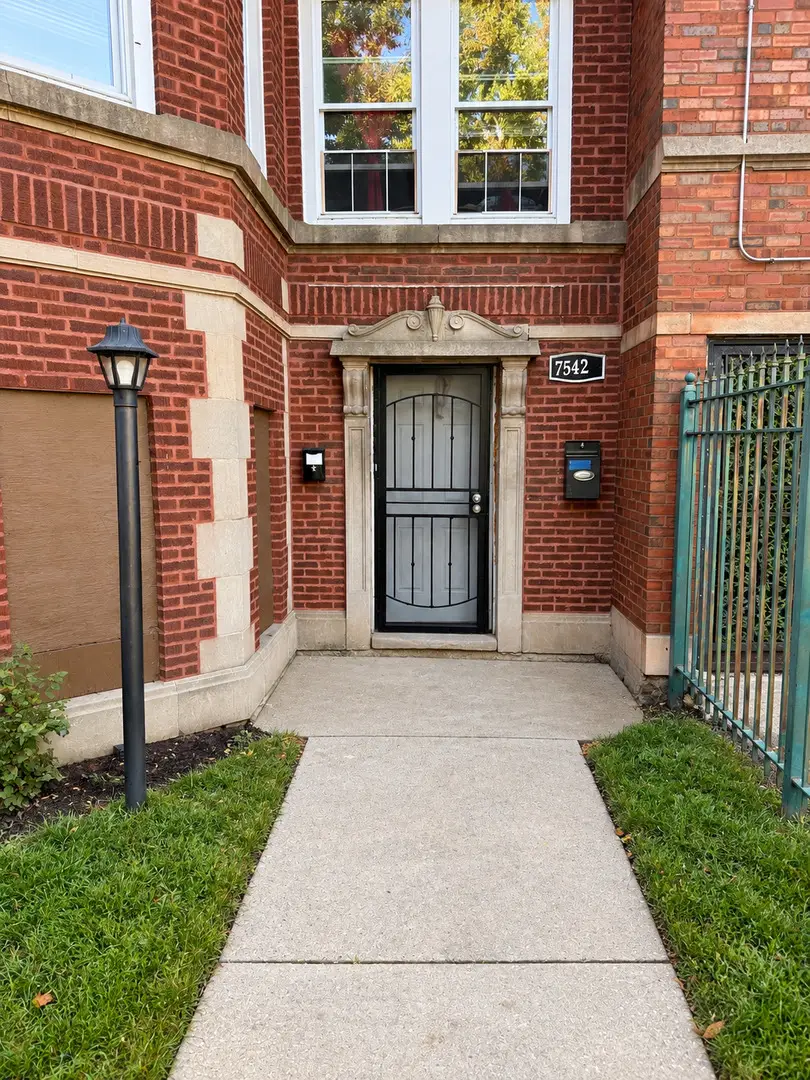 7542 S Colfax Avenue, Chicago, IL 60649 - #1