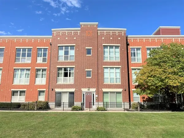 328 E 25th Place #3W, Chicago, IL 60616
