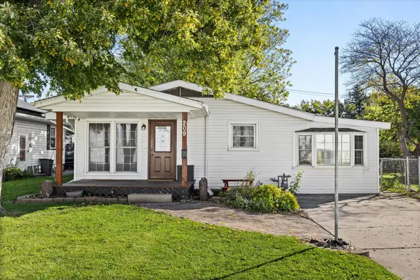 209 Iowa Avenue, Streator, IL 61364