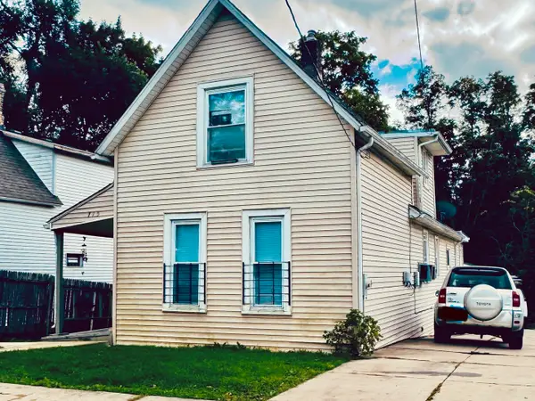 715 Bluff Street, Waukegan, IL 60085