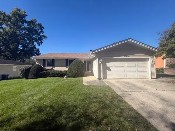 980 Iroquois Drive, Elgin, IL 60120