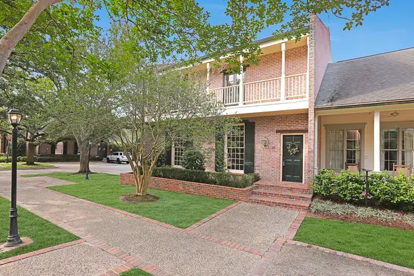 45 Jamestowne Court, Baton Rouge,  70809