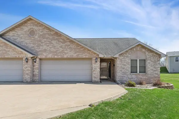 921 10th Street, De Witt, IA 52742